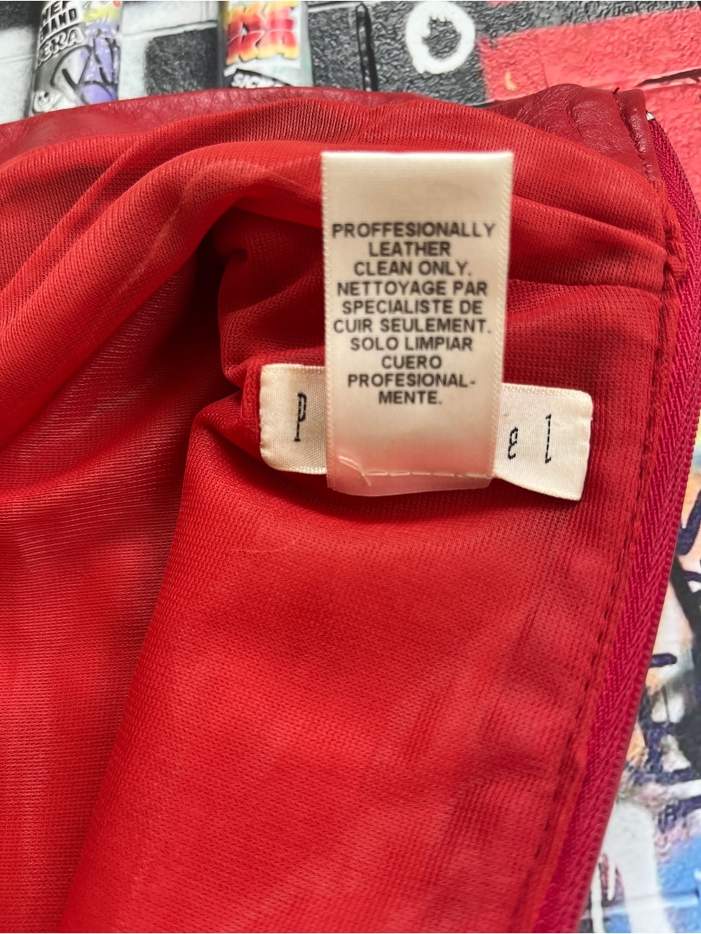 Y2K Genuine Red Leather Sleeveless Top. Back Zip. Fully lined. - Picture 5 of 16